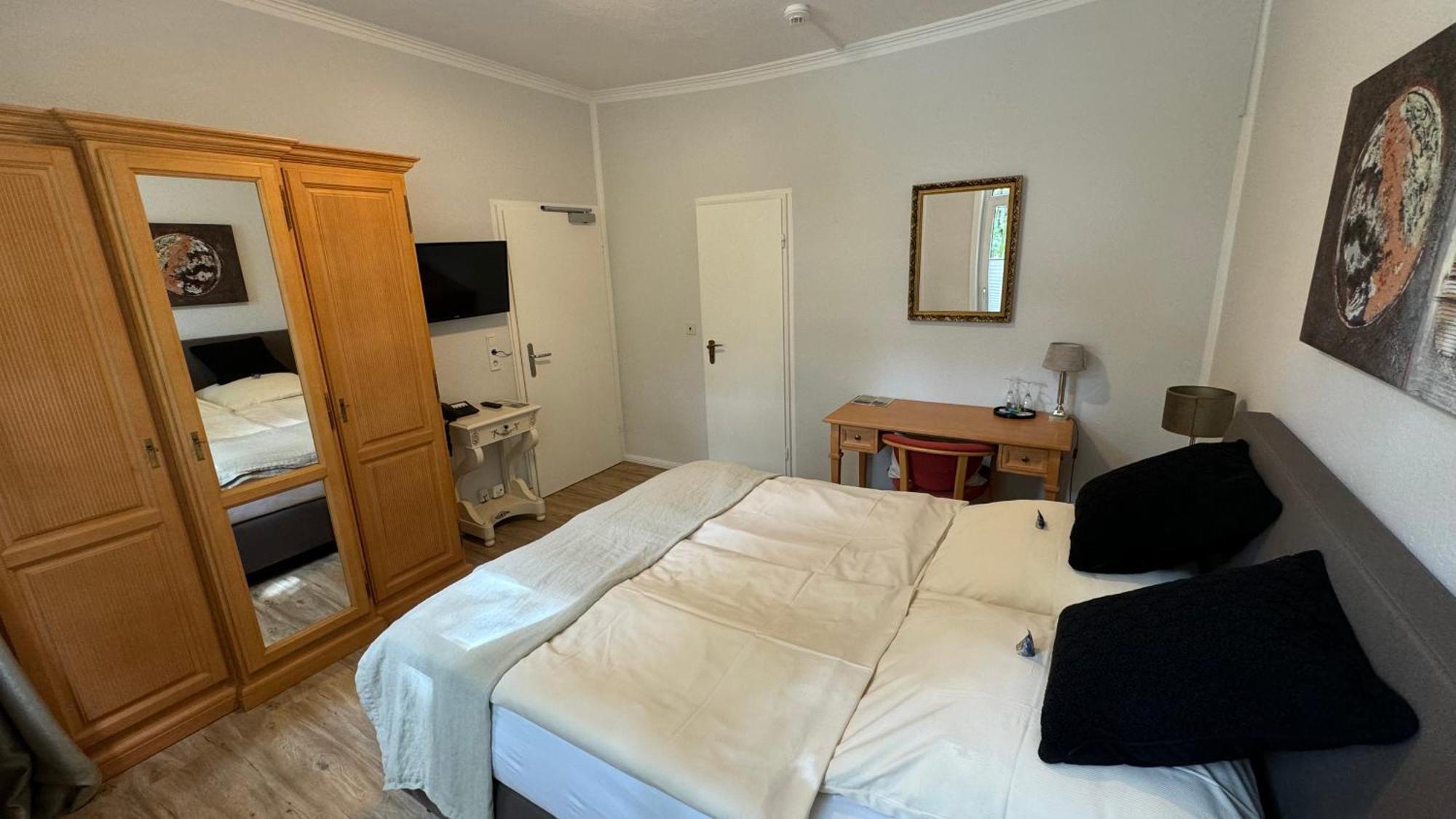 Goethe Hotel باد بيرمونت الغرفة الصورة
